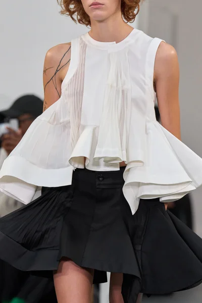 Look 5